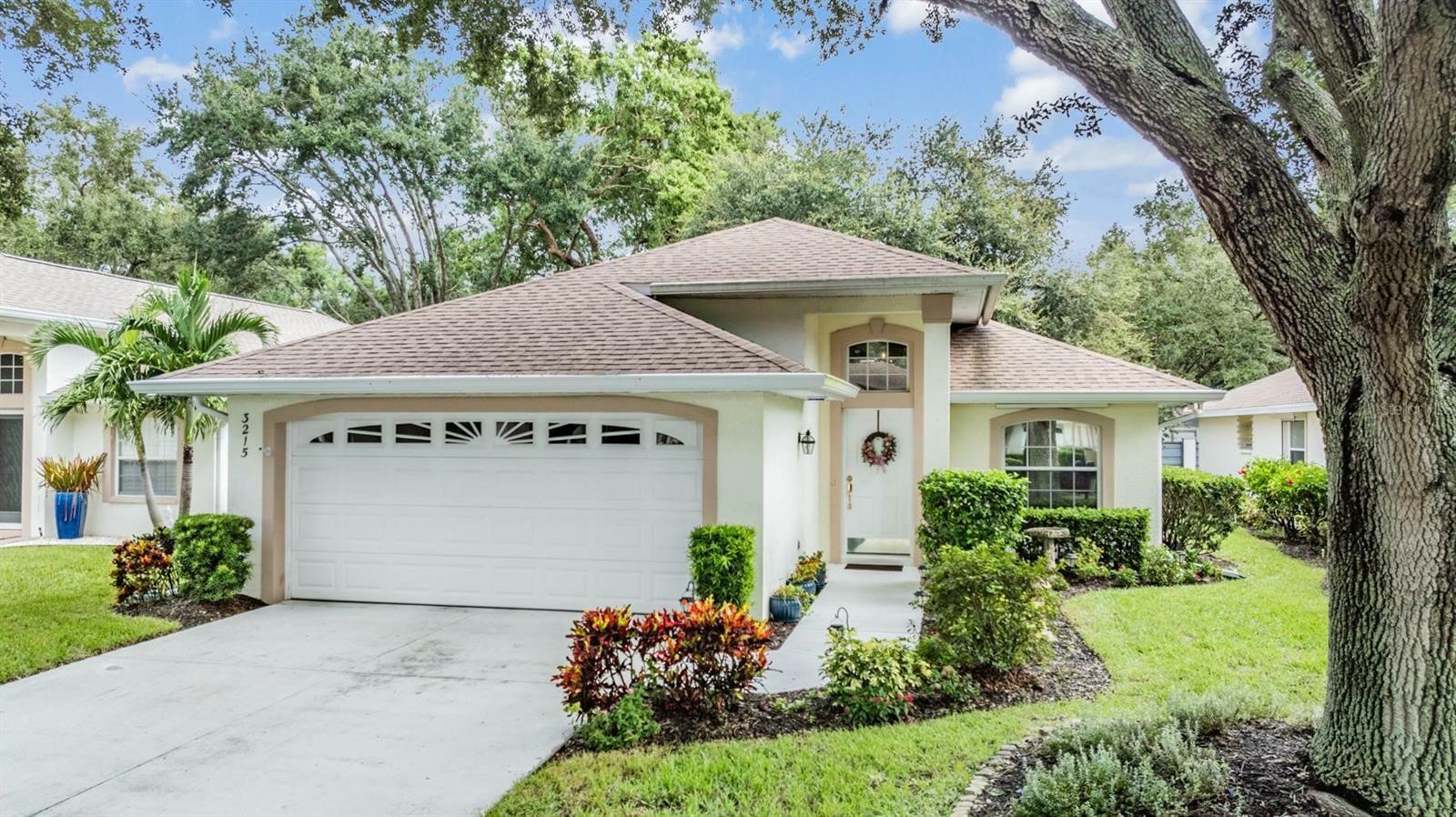 Property Photo:  3215 Woodberry Lane  FL 34231 