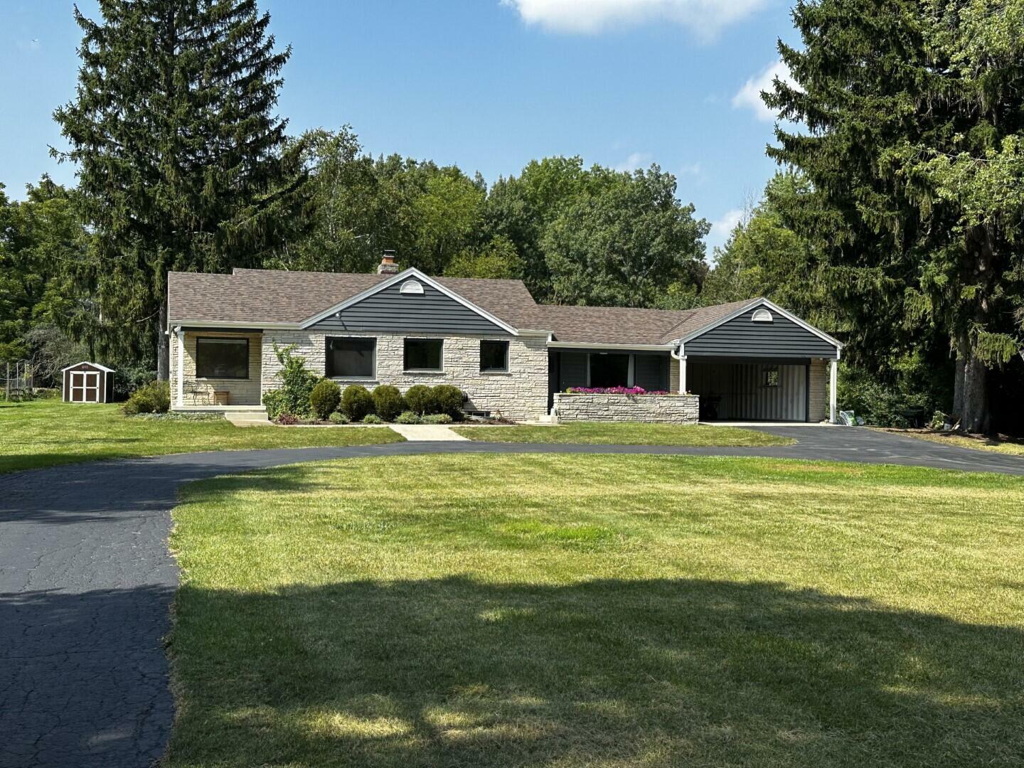 Property Photo:  11441 N Mulberry Dr  WI 53092 