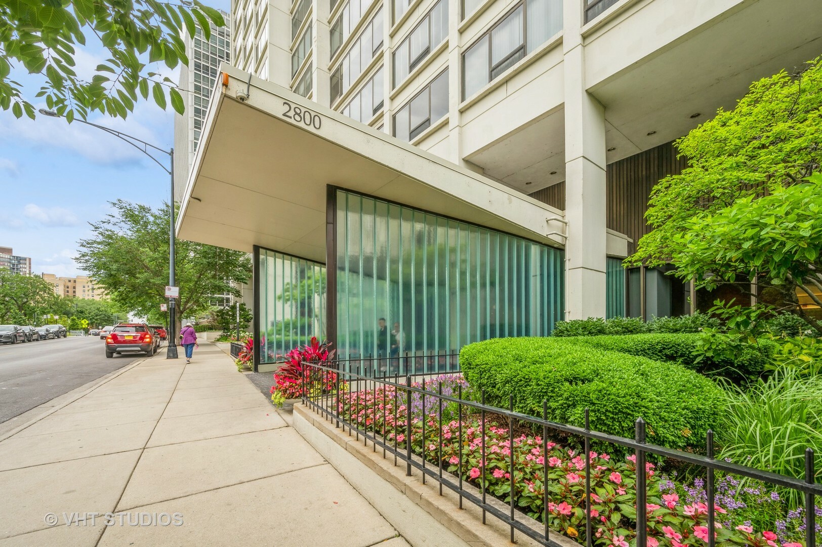 Property Photo:  2800 N Lake Shore Drive 308  IL 60657 