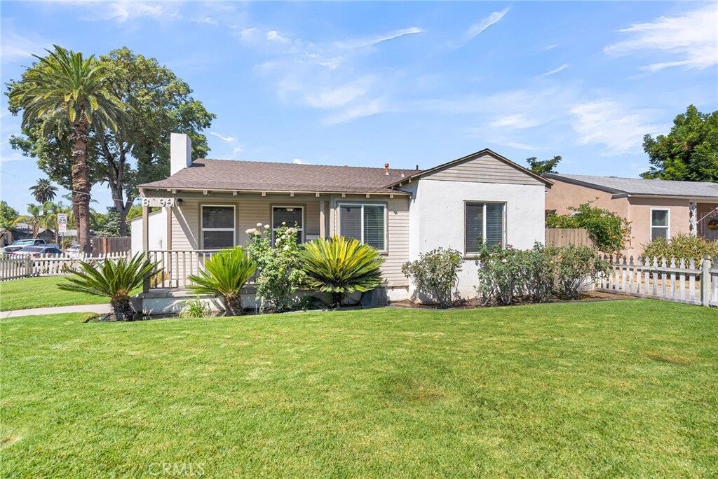 Property Photo: 6095 Brockton Avenue CA 92506