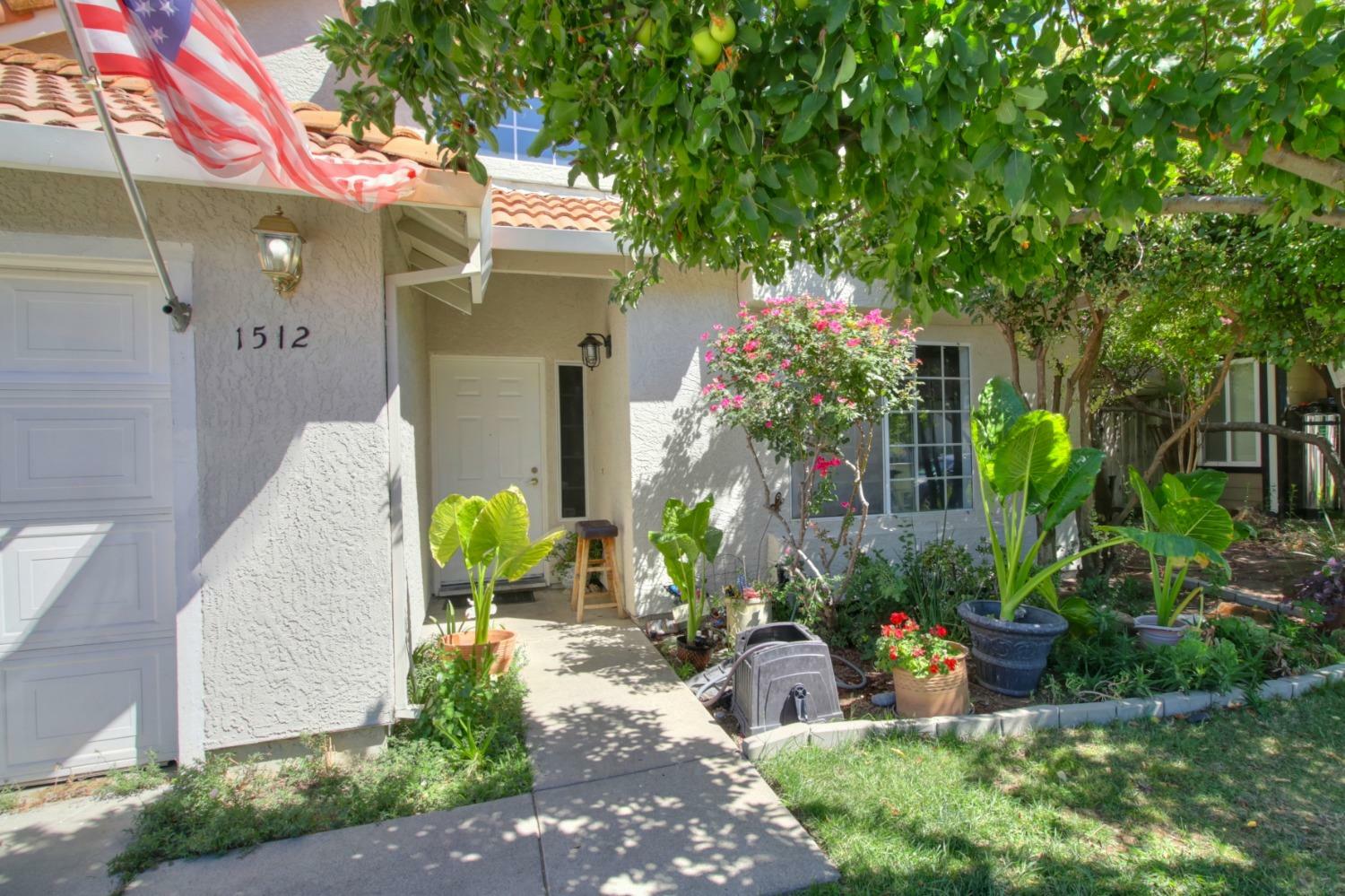 Property Photo:  1512 Blue Lane  CA 95747 