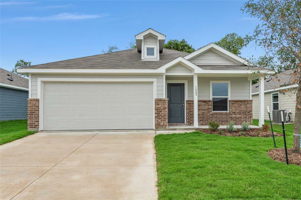 Property Photo:  1809 Ashland Street  TX 75071 