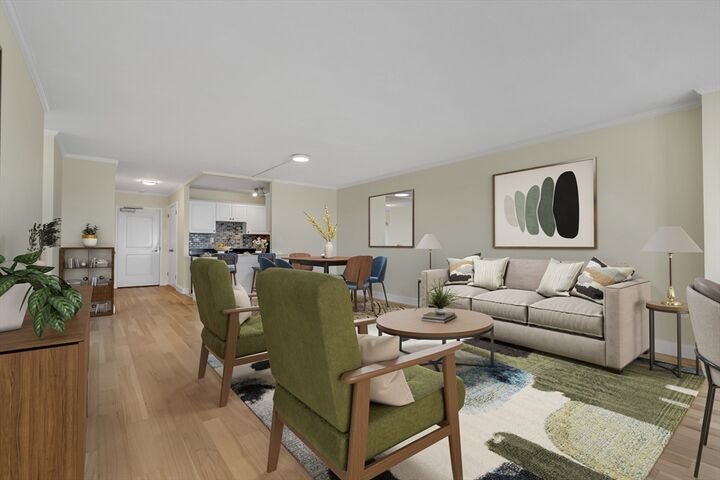 Property Photo: 8 Whittier Pl 22B MA 02114
