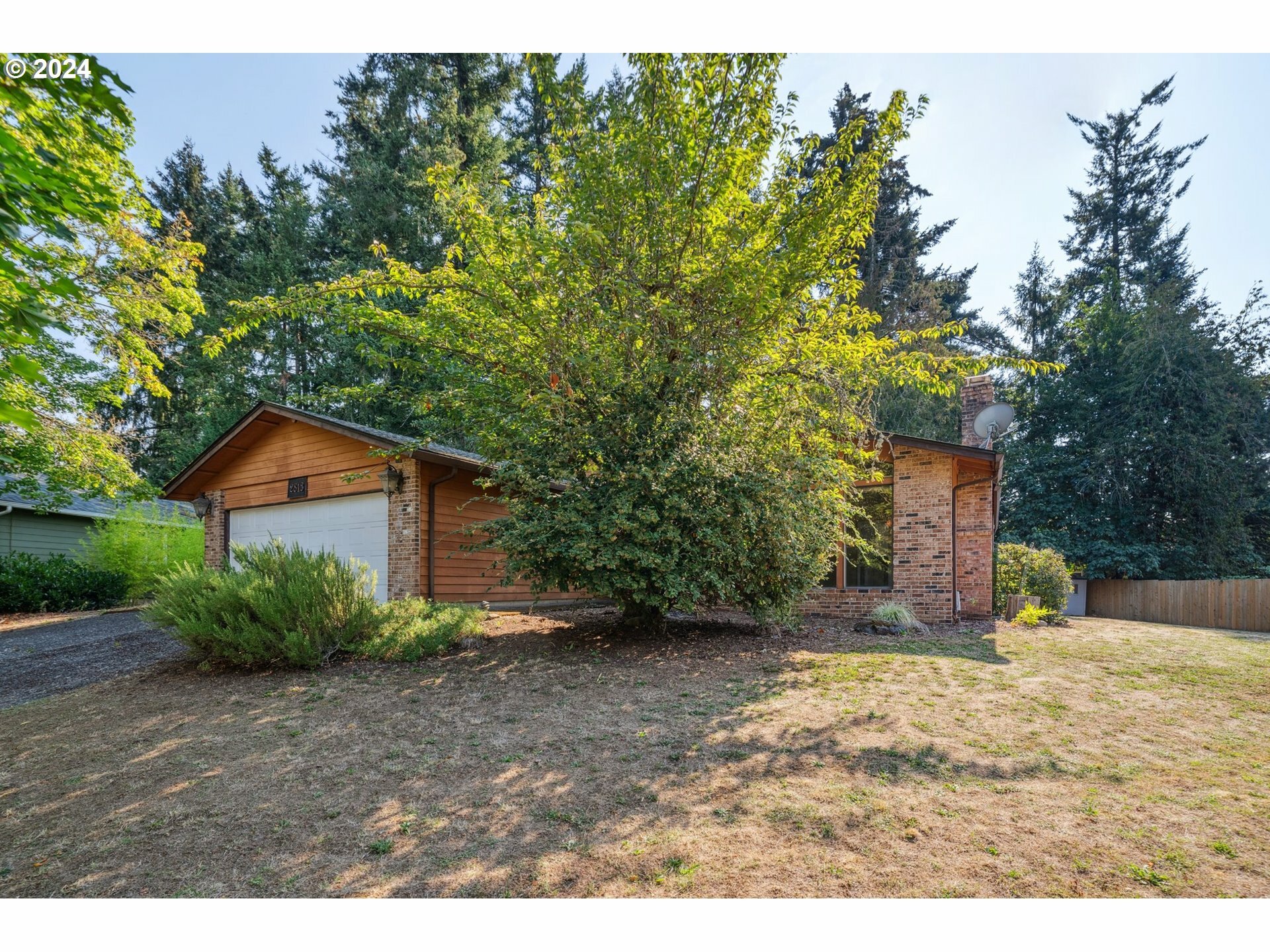 Property Photo:  2813 SE 138th Ave  WA 98683 