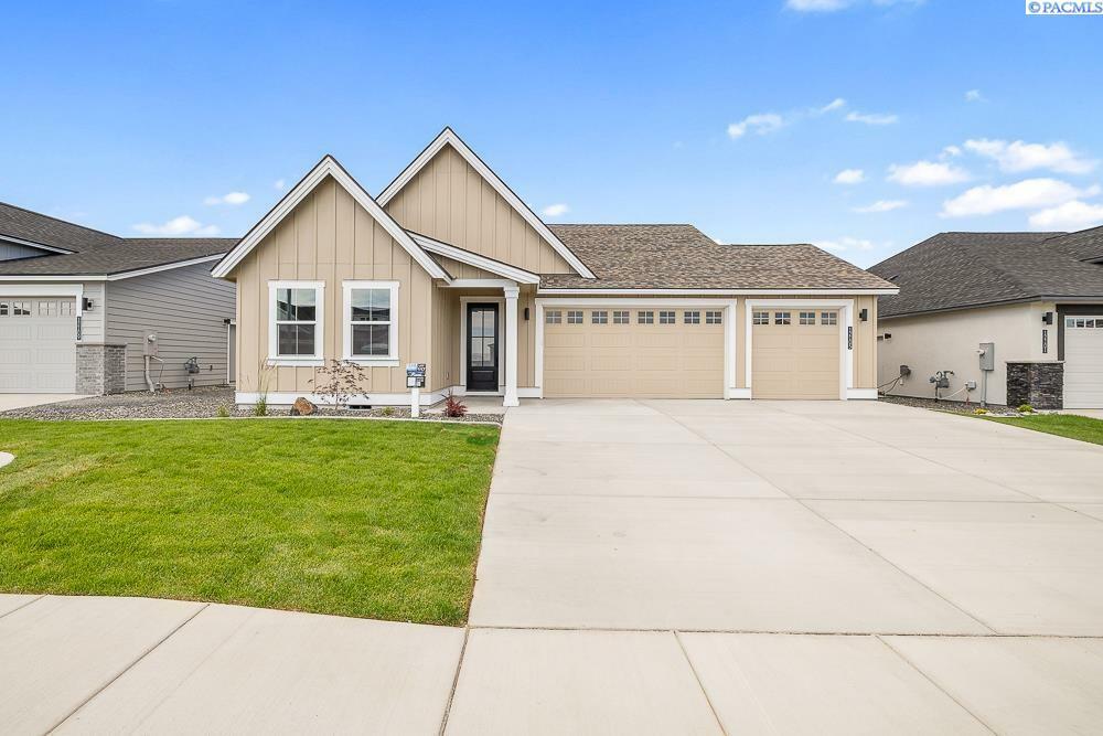Property Photo: 12105 Dunsmuir Dr. WA 99301