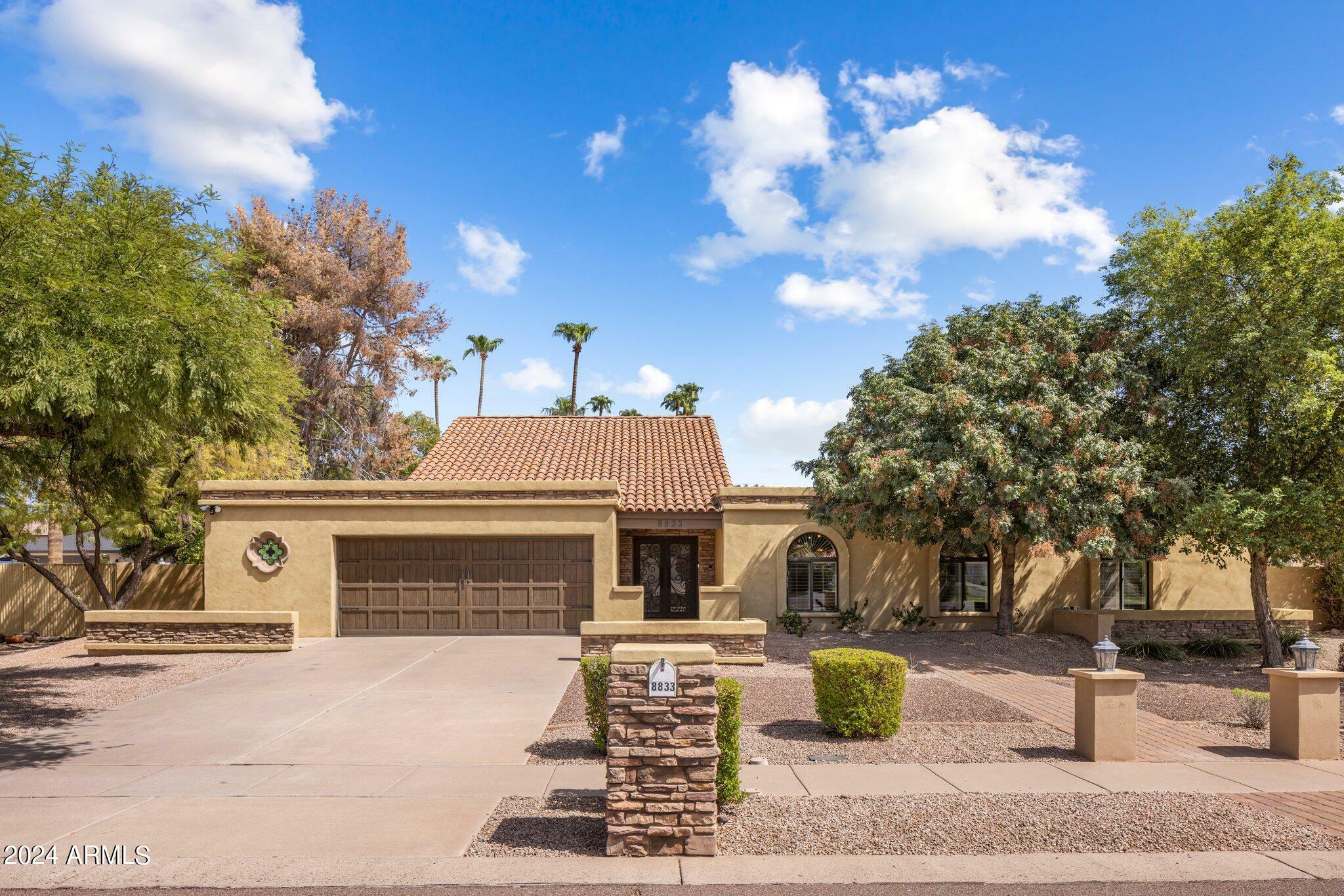 Property Photo:  8833 S Lakeshore Drive  AZ 85284 