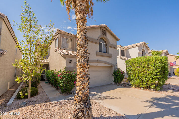 Property Photo:  2119 E Nighthawk Way  AZ 85048 