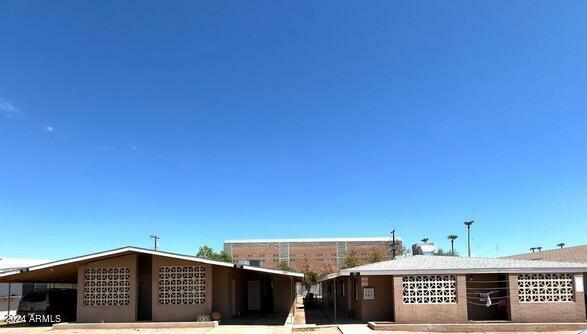 Property Photo:  935 N Orange --  AZ 85201 