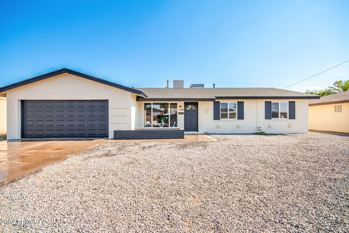 Property Photo:  3143 W Dailey Street  AZ 85053 