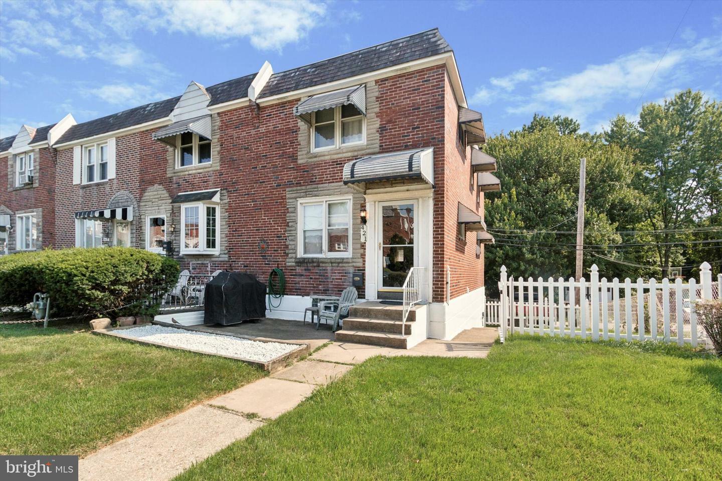 Property Photo:  421 Park Drive  PA 19036 