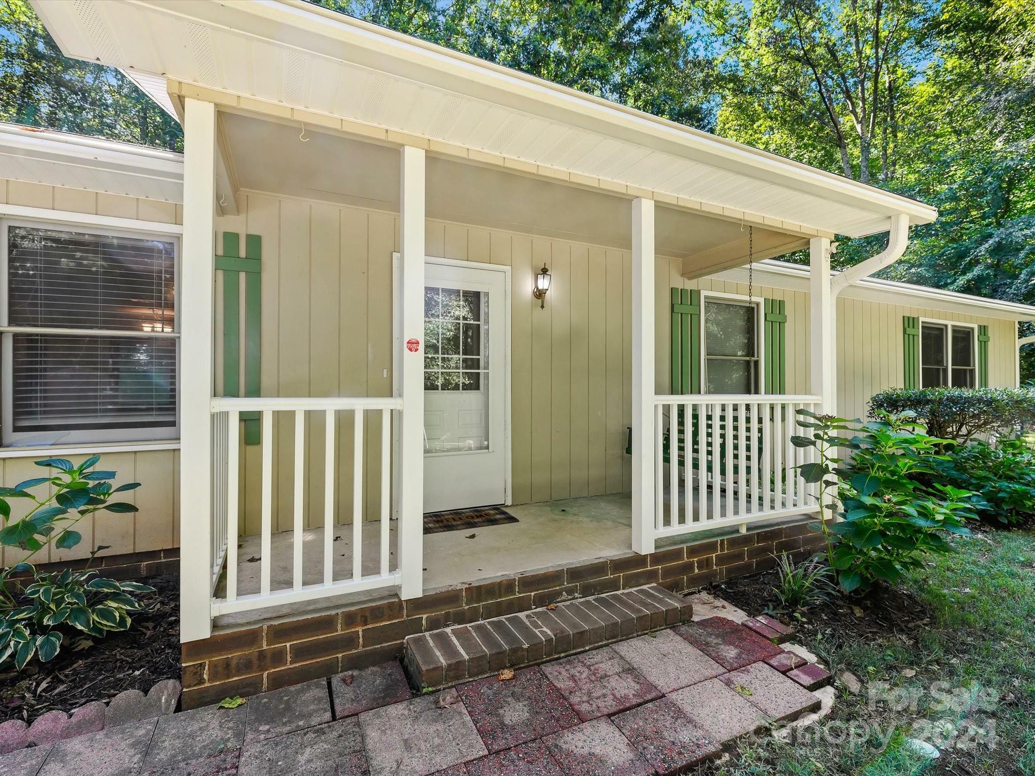 Property Photo:  6006 Davis Road  NC 28173 