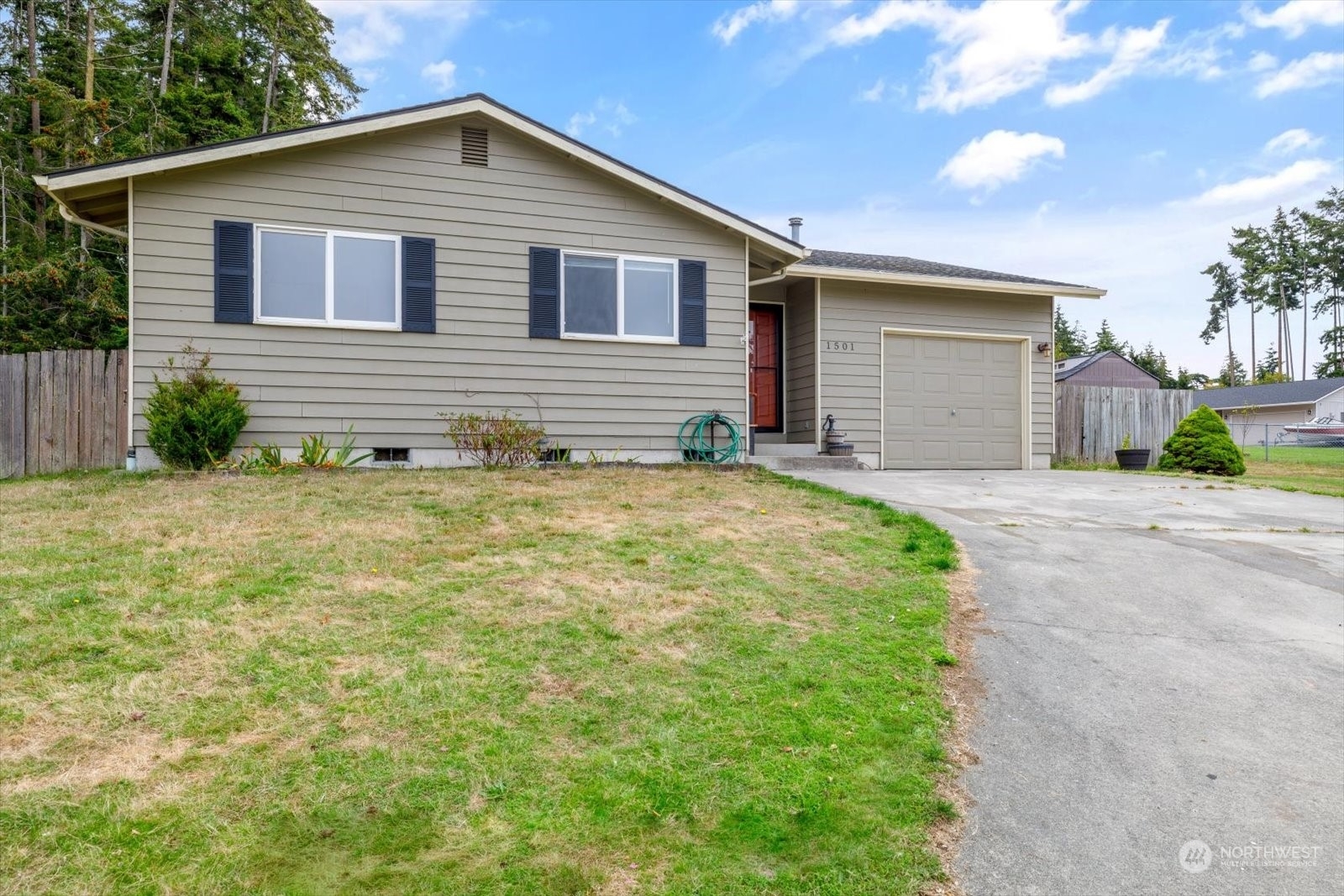 Property Photo:  1501 NW 9th Place  WA 98277 