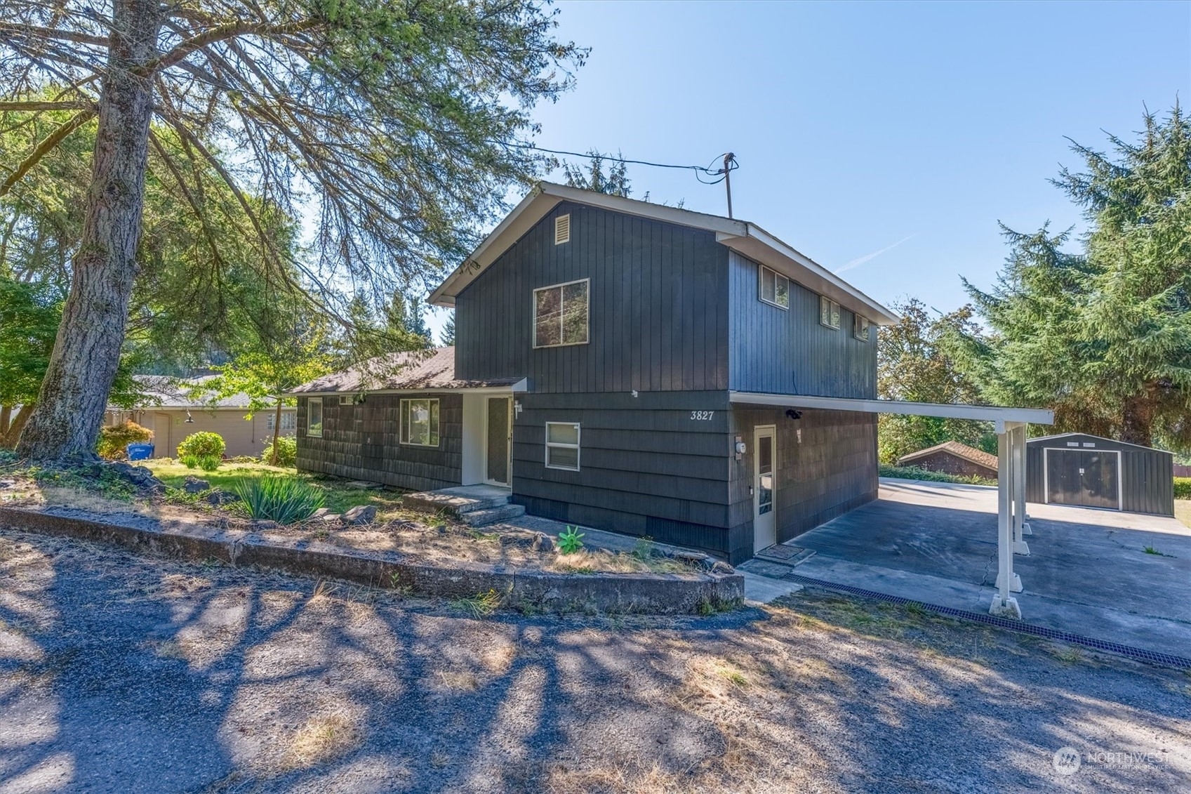 Property Photo:  3827 Sunset Way  WA 98632 