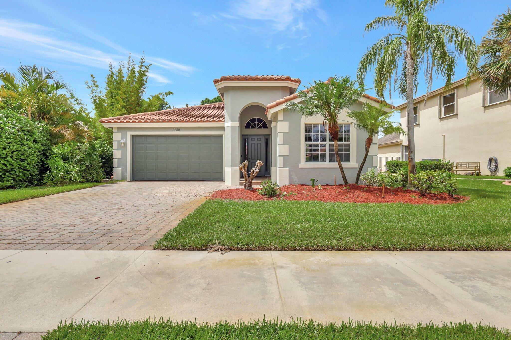 Property Photo: 2280 SW Newport Isles Boulevard FL 34953
