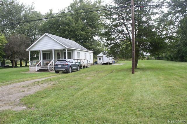 Property Photo:  16120 Streicher Rd Road  MI 48173 