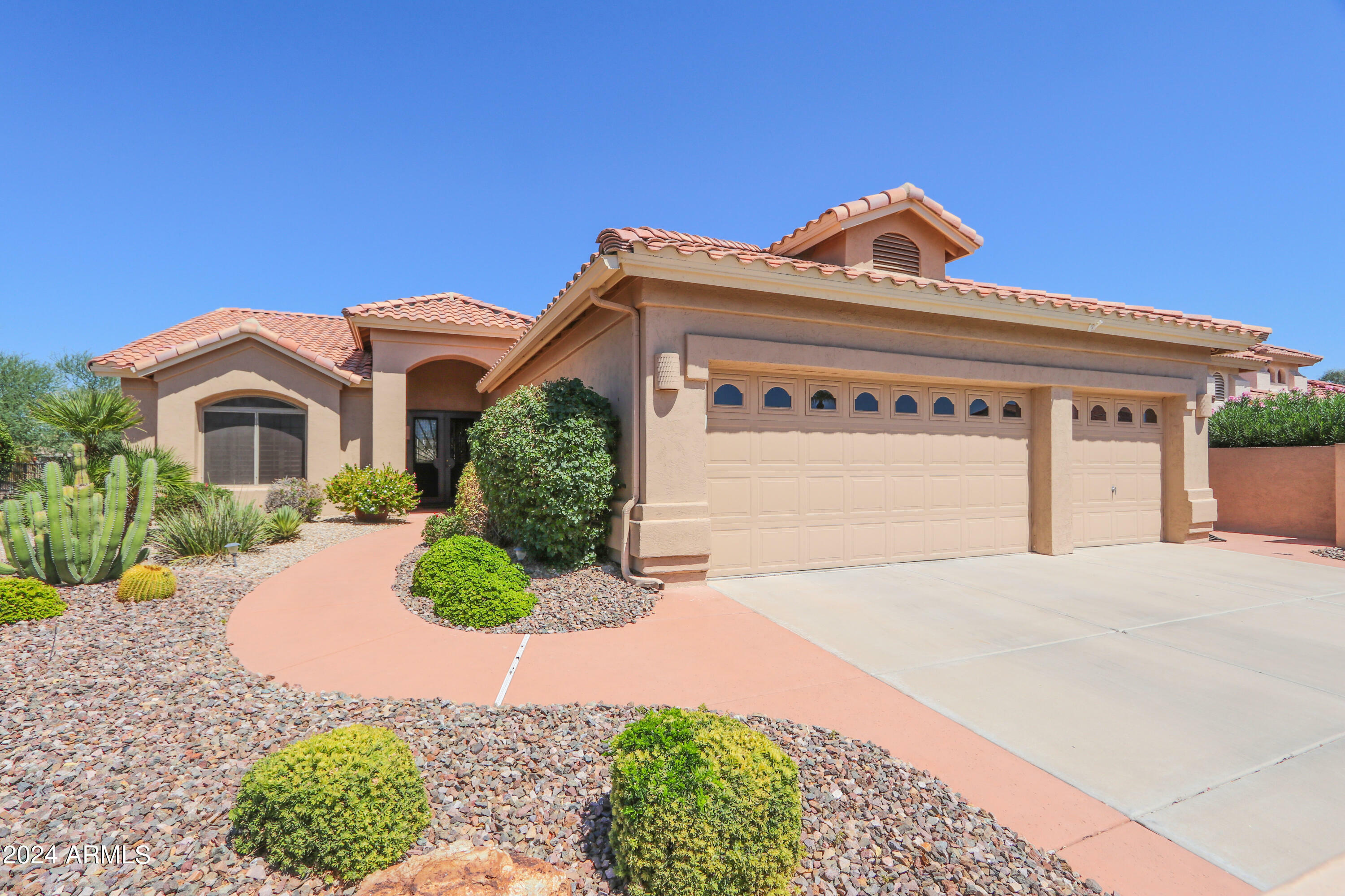 Property Photo:  9858 E Diamond Drive  AZ 85248 