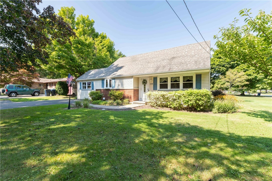 Property Photo:  1574 Latta Road  NY 14612 