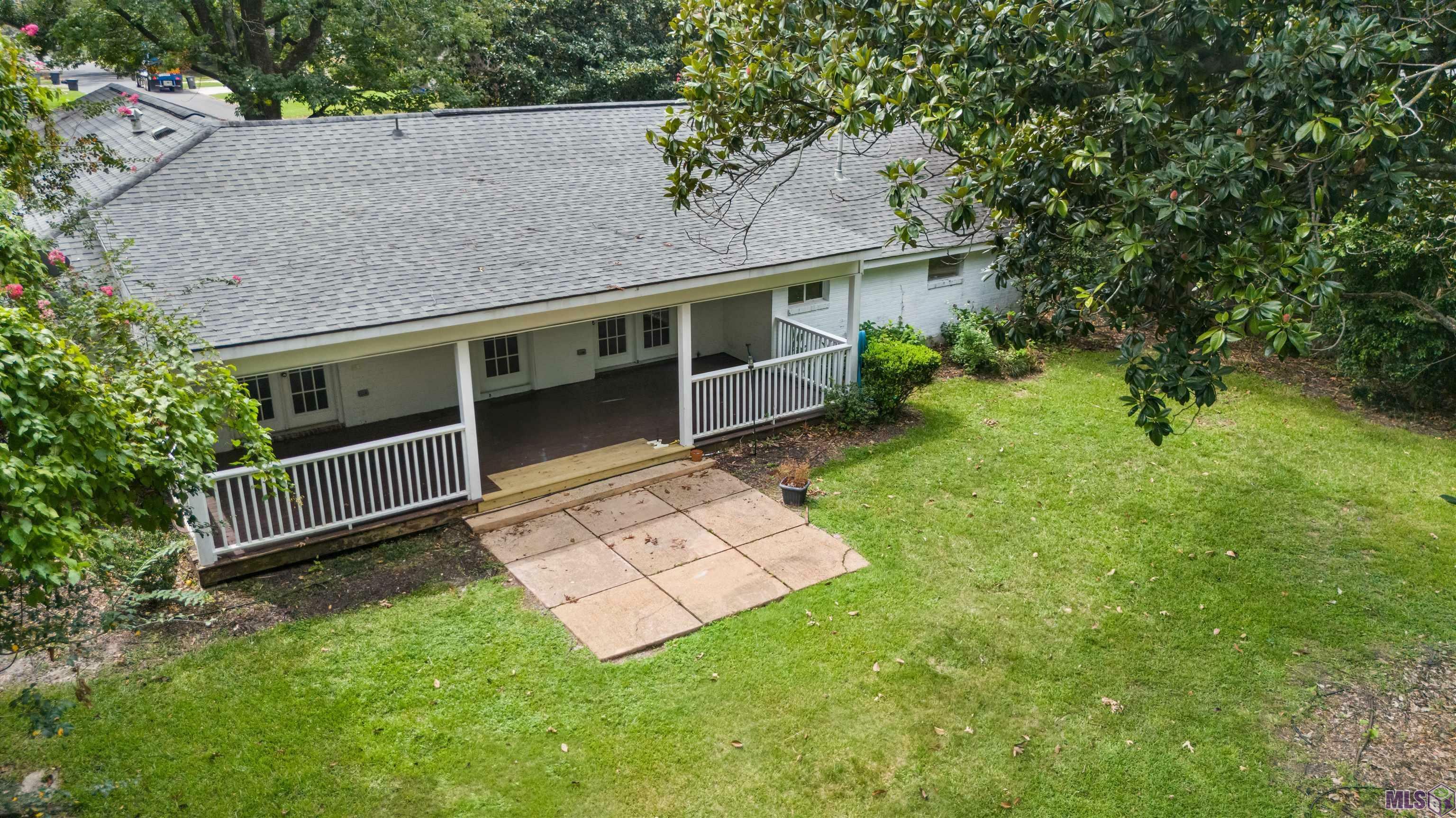 Property Photo:  12119 Archery Dr  LA 70815 