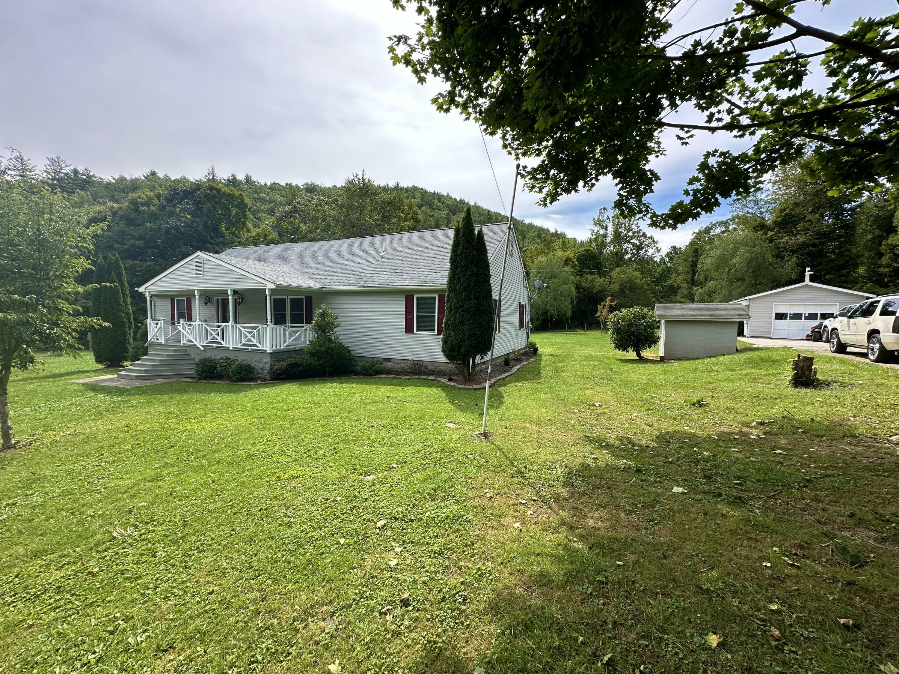 6295 Tuckahoe Rd  White Sulphur Springs WV 24986 photo