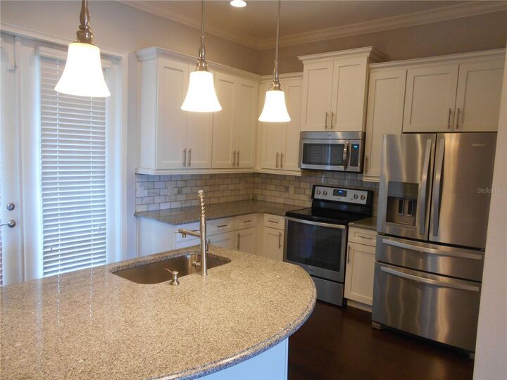 Property Photo: 12943 Cats Claw Lane FL 32828