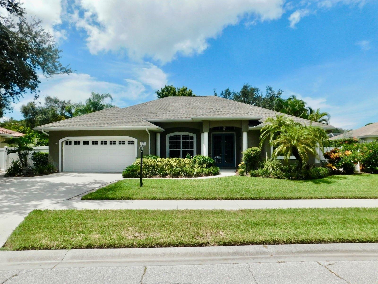 Property Photo:  522 Pine Ranch East Road  FL 34229 