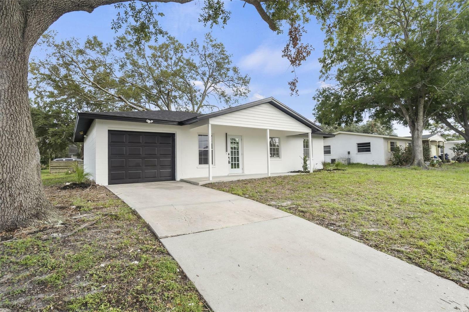 Property Photo:  4001 Westminster Drive  FL 34241 