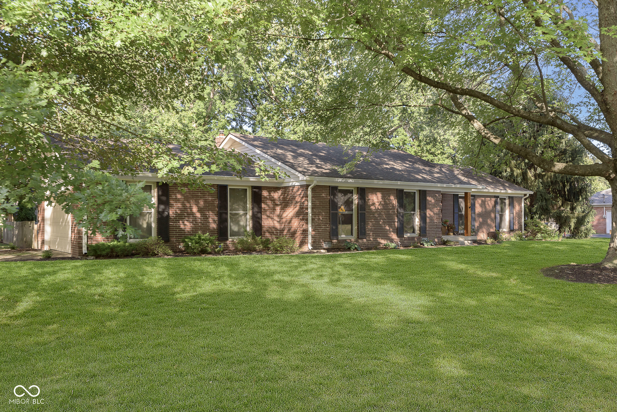 Property Photo:  102 N Restin Road  IN 46142 