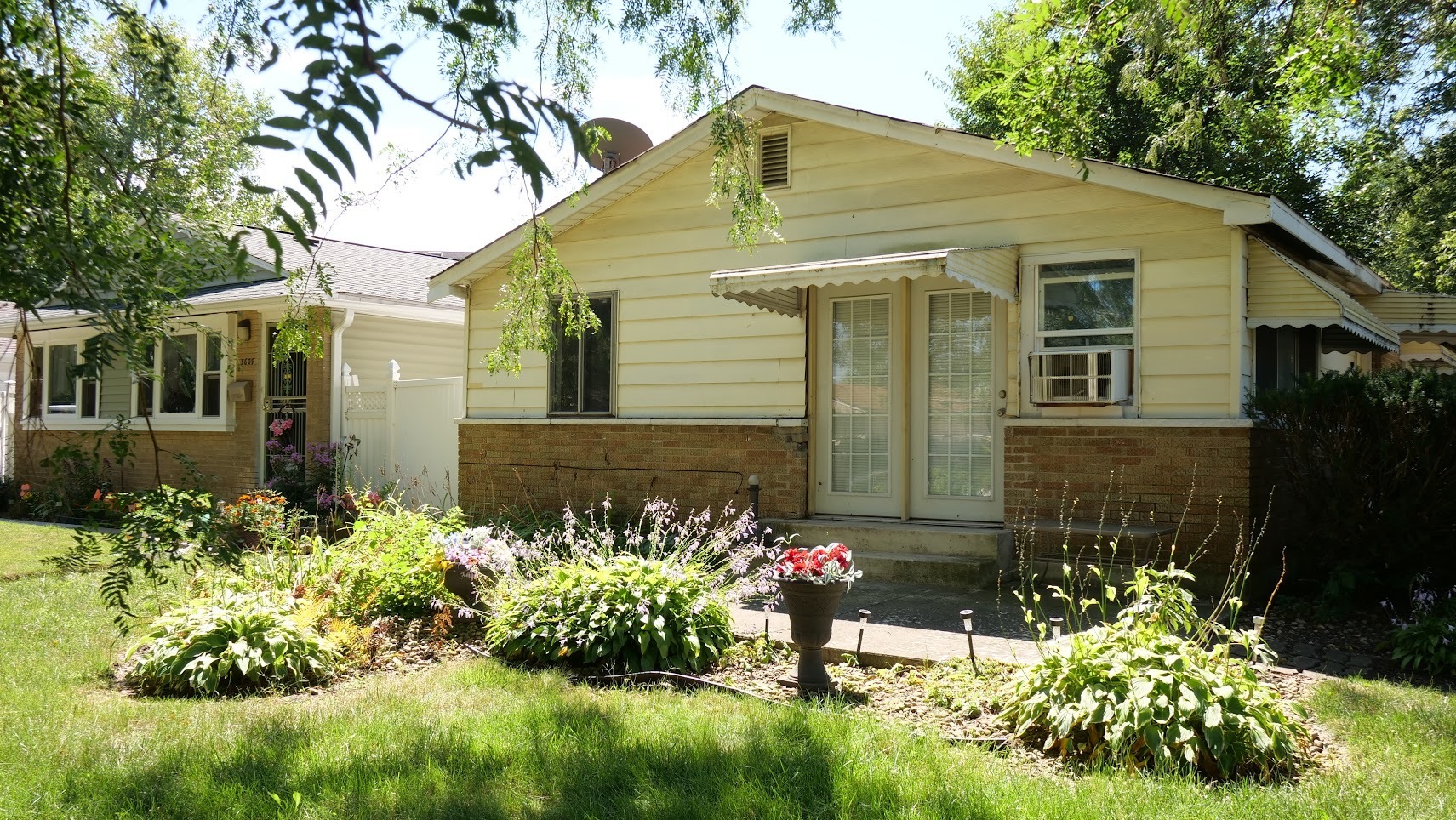 Property Photo:  14049 S Claire Boulevard  IL 60472 