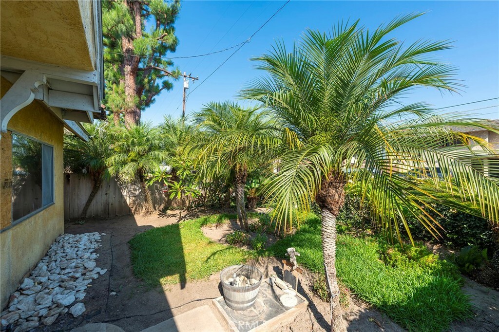 Property Photo:  8090 Whitaker Street  CA 90621 