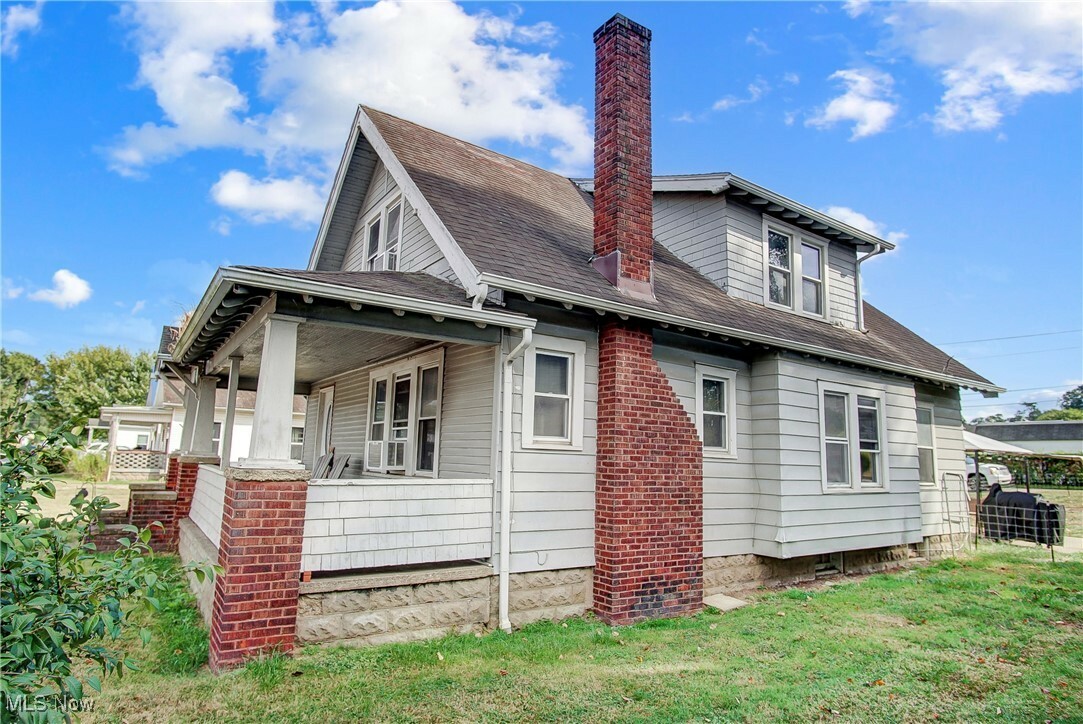 Property Photo:  276 Main Street  OH 43734 