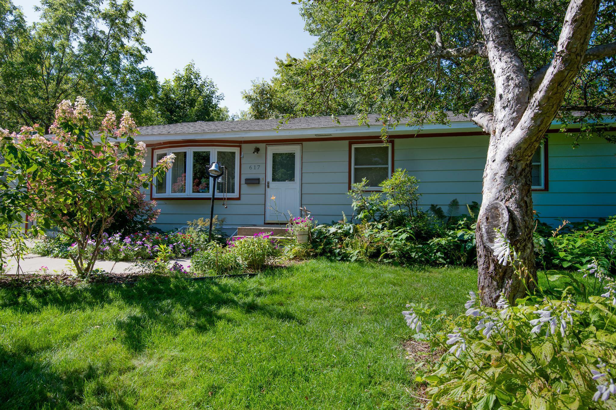 Property Photo:  617 4th Avenue N  MN 56379 