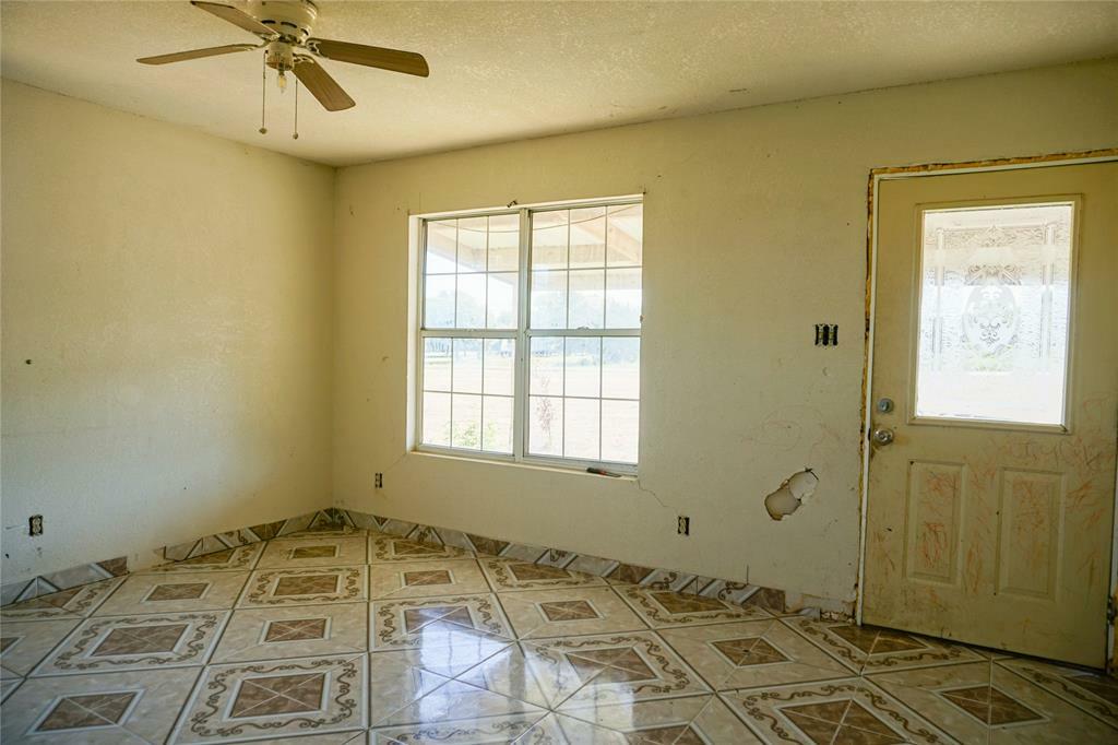 Property Photo:  903 McKenzie Avenue  TX 76645 