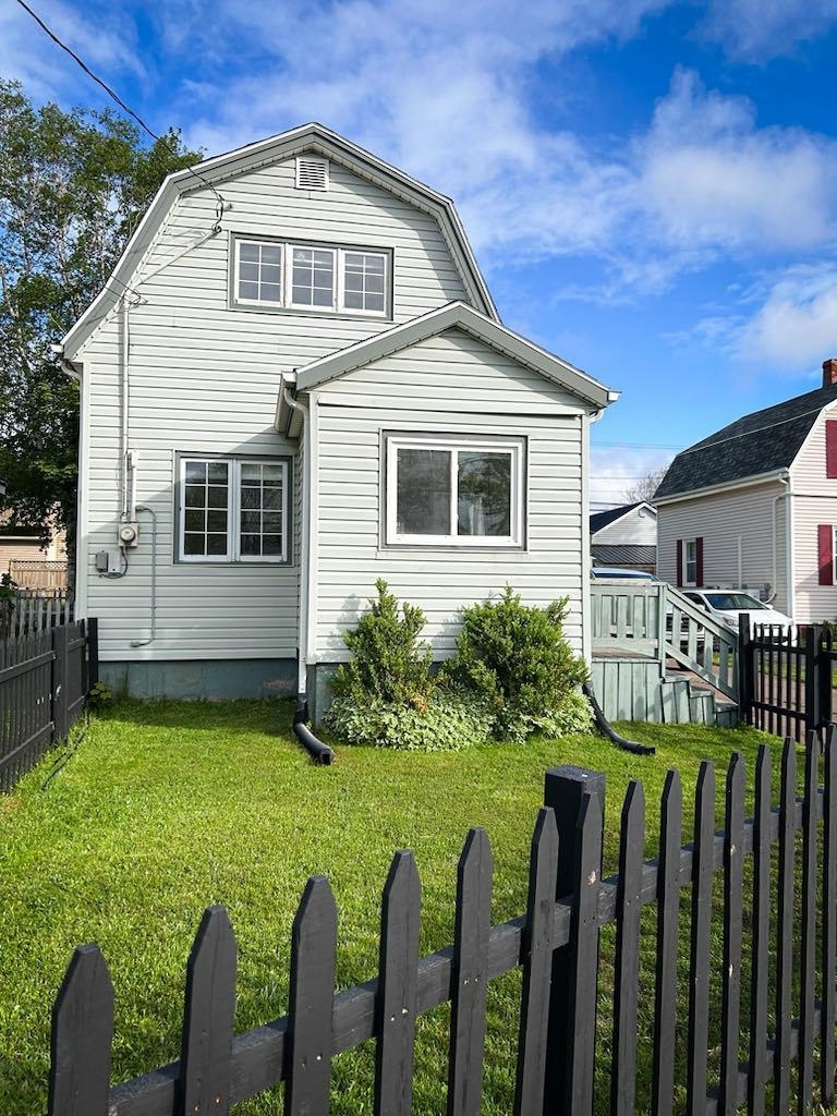 Property Photo: 377 Kent Street PE C1A 1P7