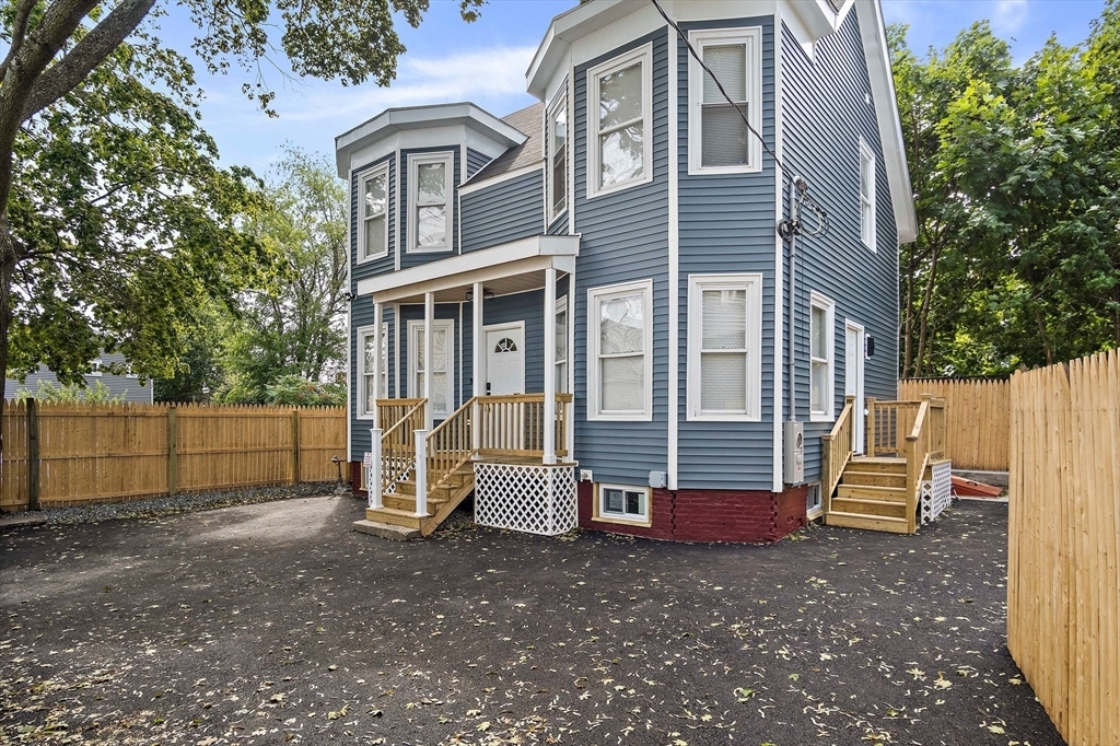 Property Photo:  16 Union Ct  MA 01902 