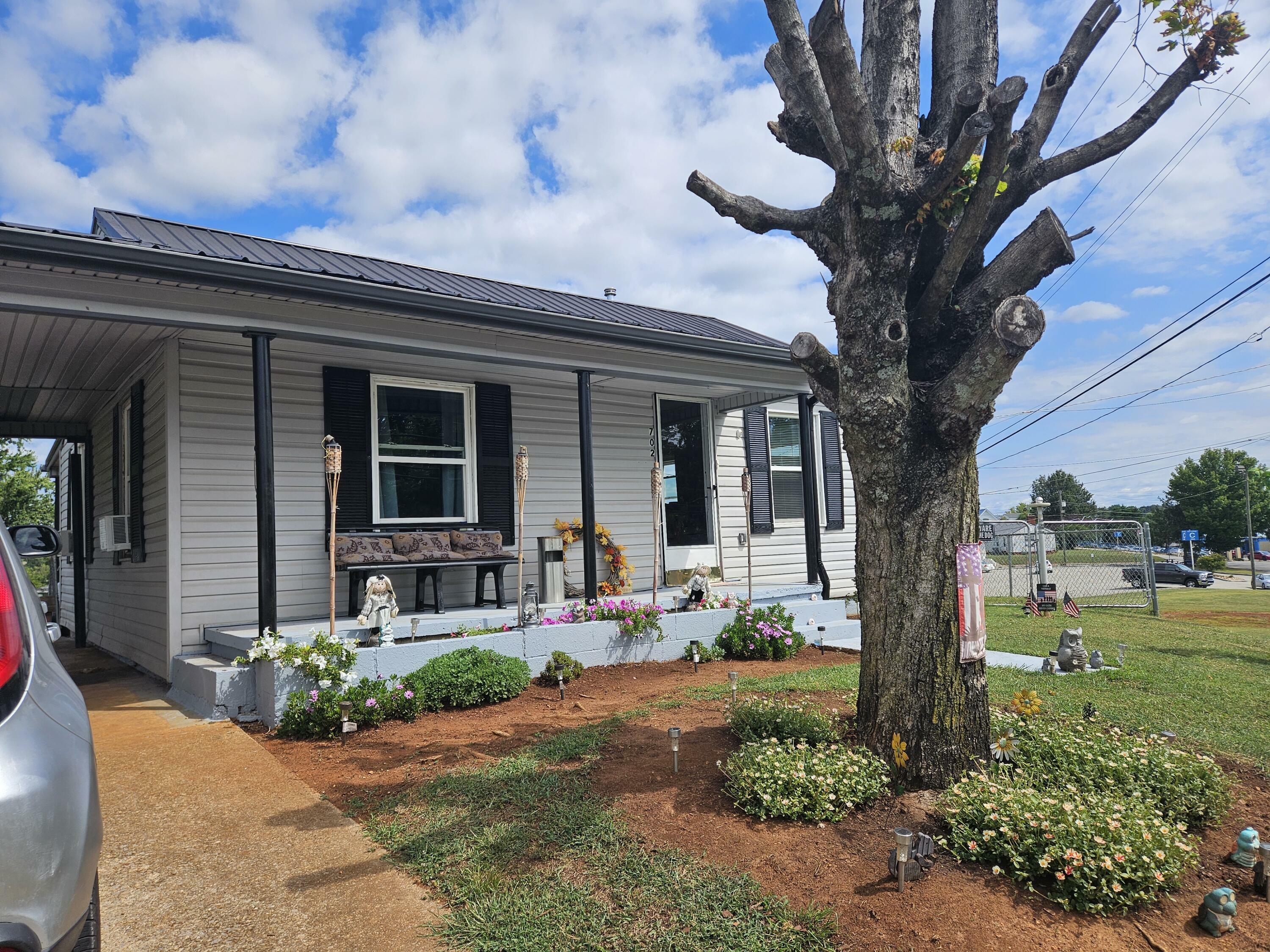 Property Photo:  702 Monroe Street  TN 37874 