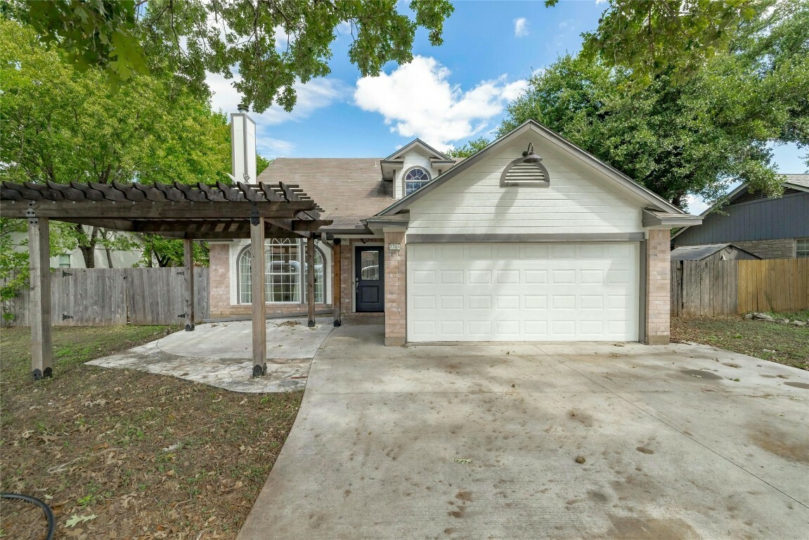 Property Photo:  2204 Clover Lane  TX 78613 