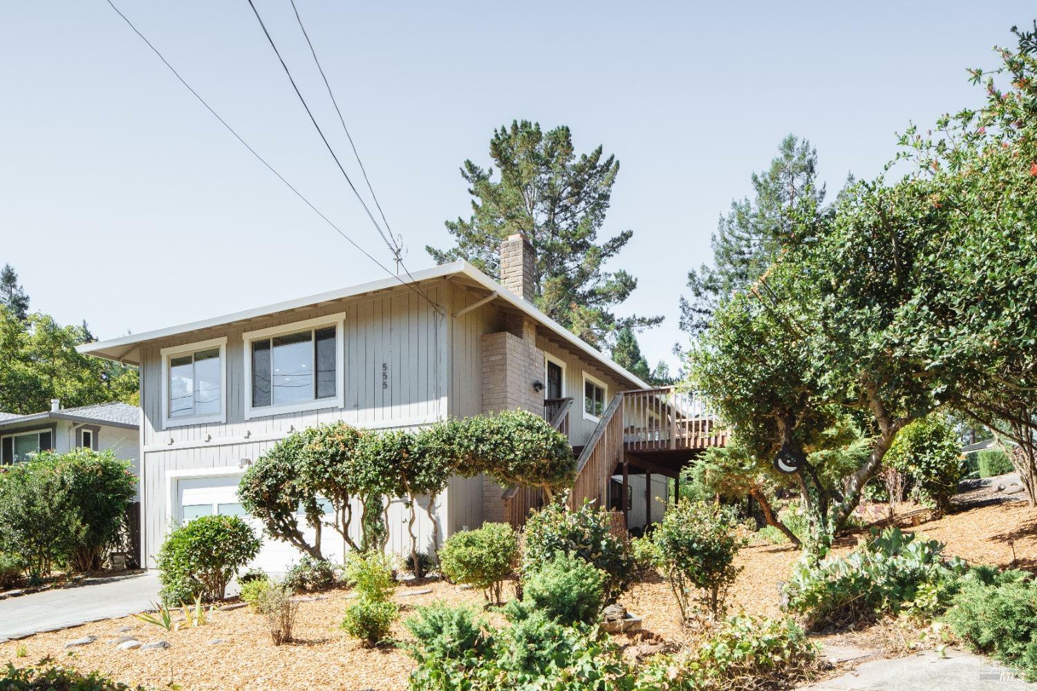 Property Photo:  555 Cherry Street  CA 94952 