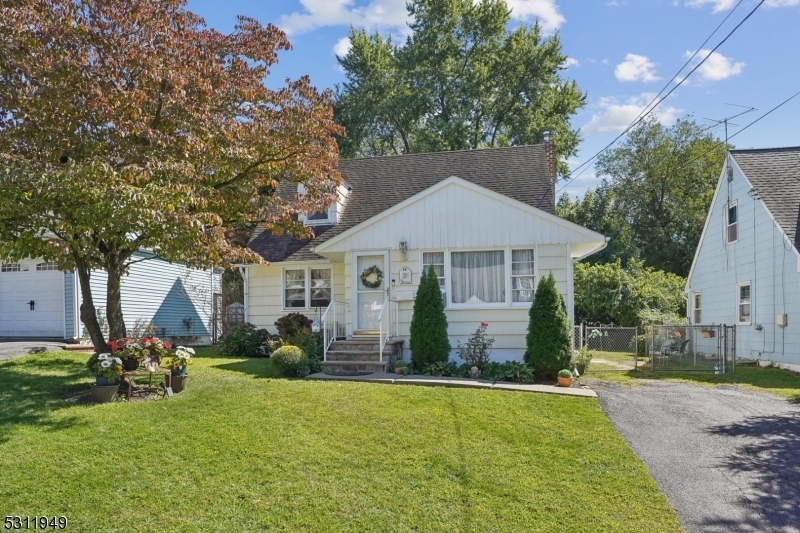 Property Photo:  18 Barnett St  NJ 07866 