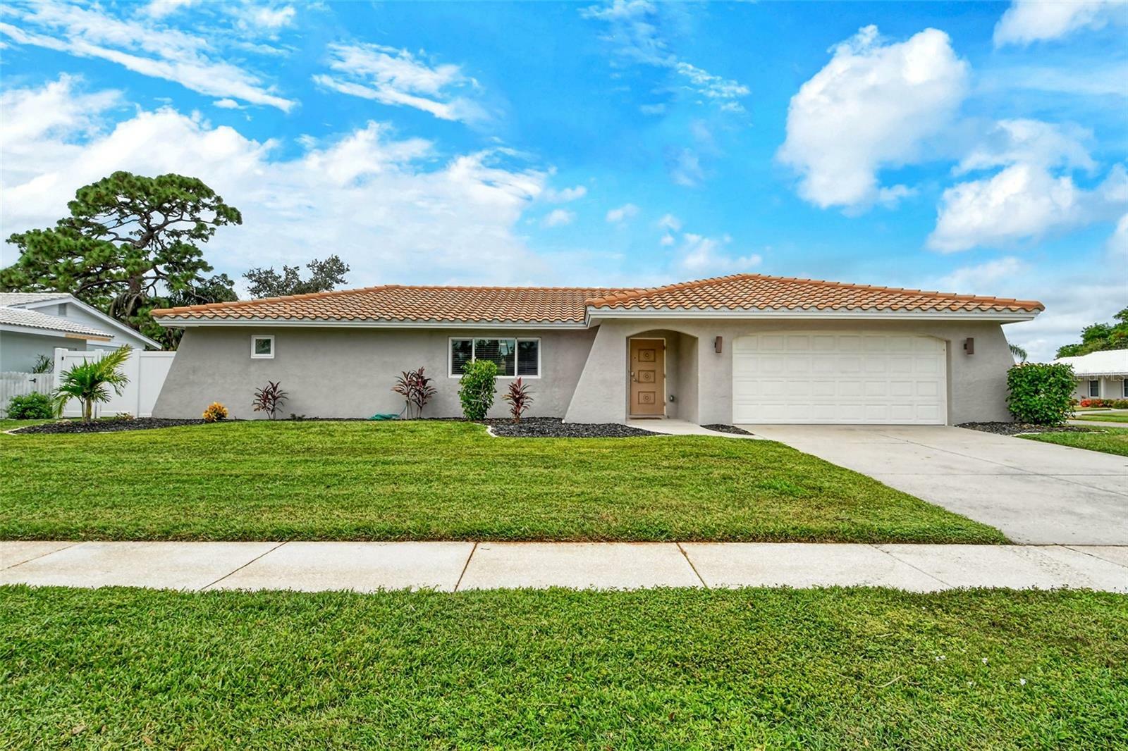 Property Photo: 7400 Mariana Drive FL 34231