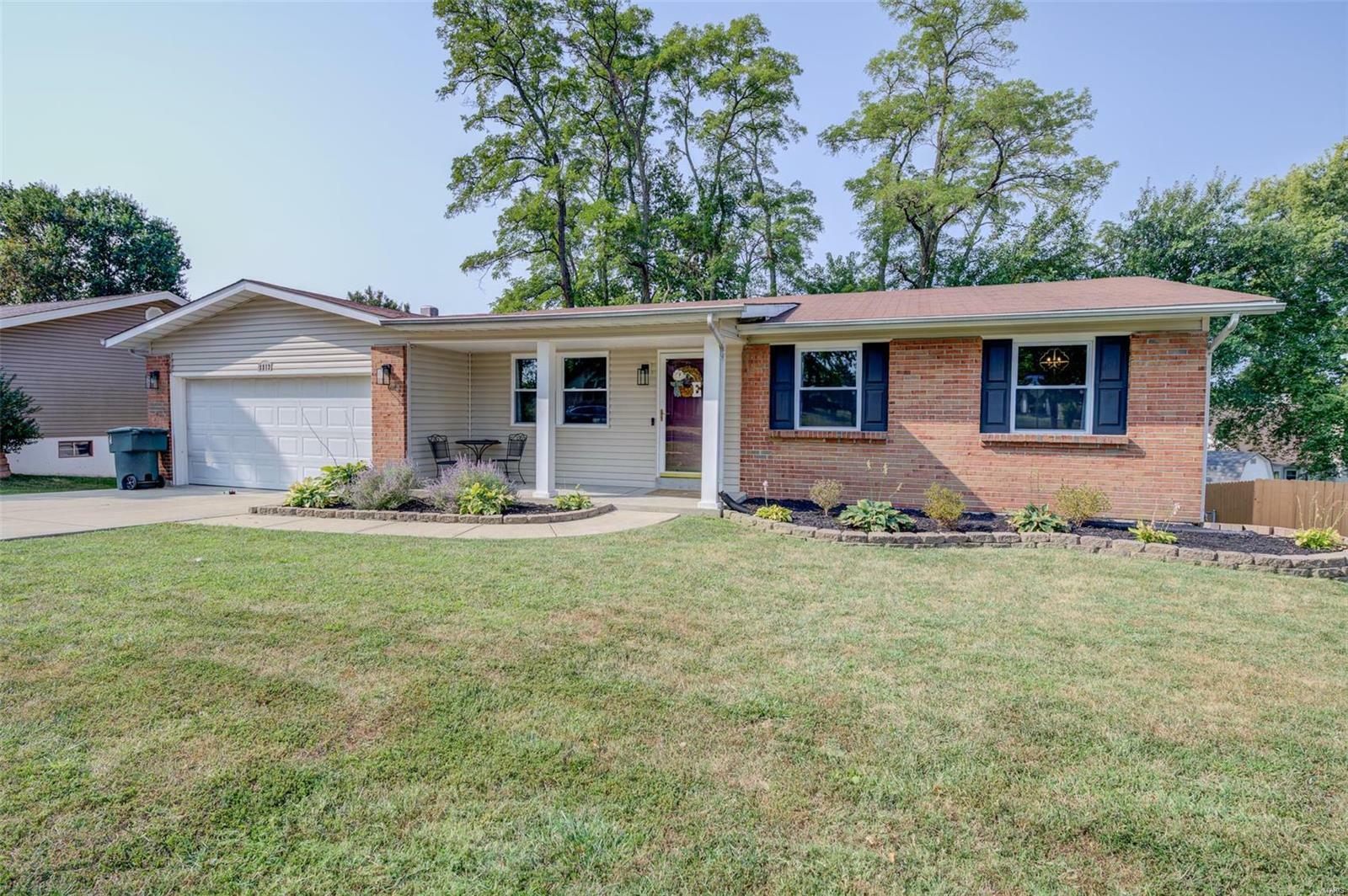 Property Photo:  2213 Maple Tree Street  MO 63376 