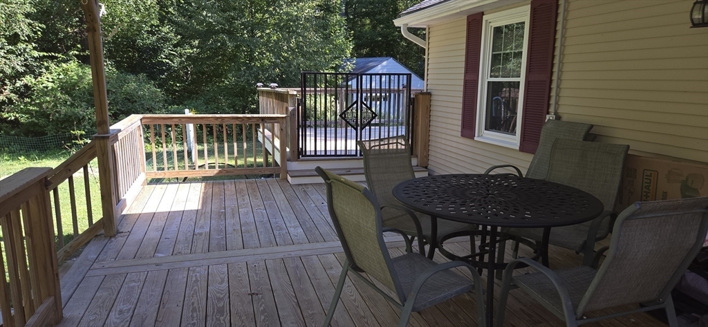 Property Photo: 118 Franklin Street MA 01516