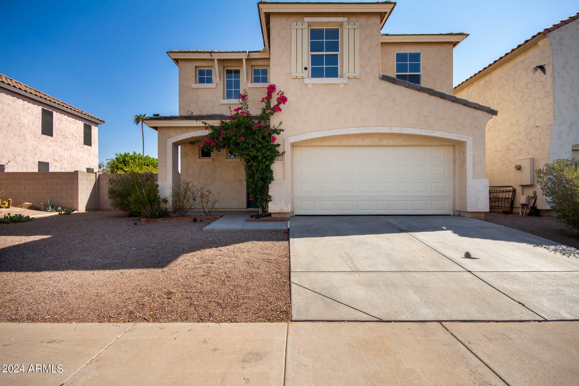 Property Photo:  1211 E Sunland Avenue  AZ 85040 