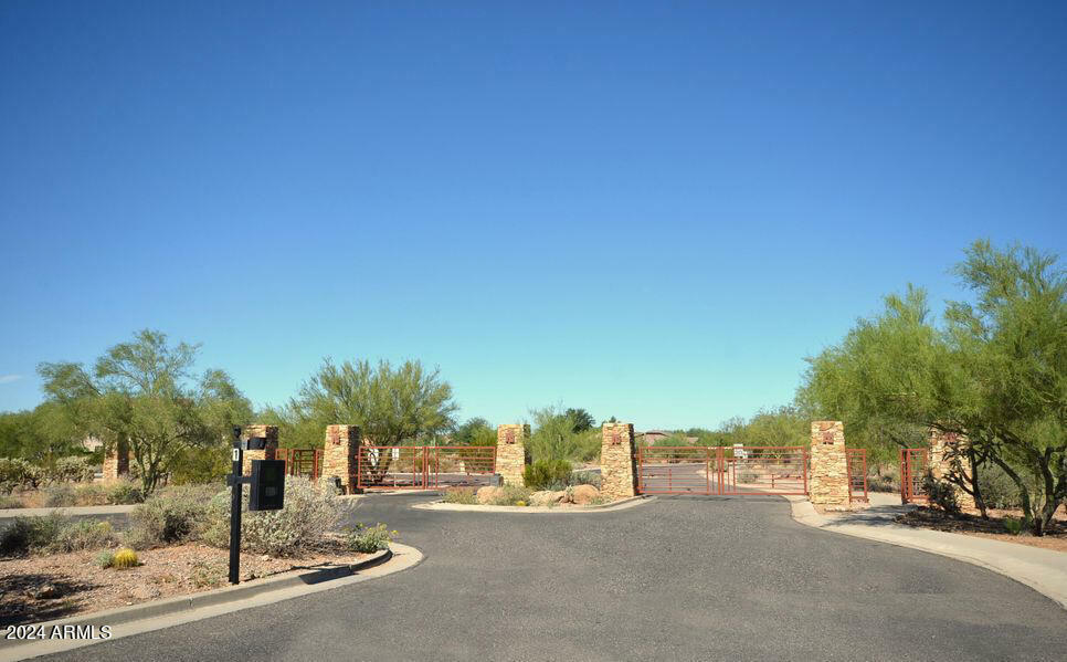 Property Photo:  9962 E Rugged Mountain Drive  AZ 85118 