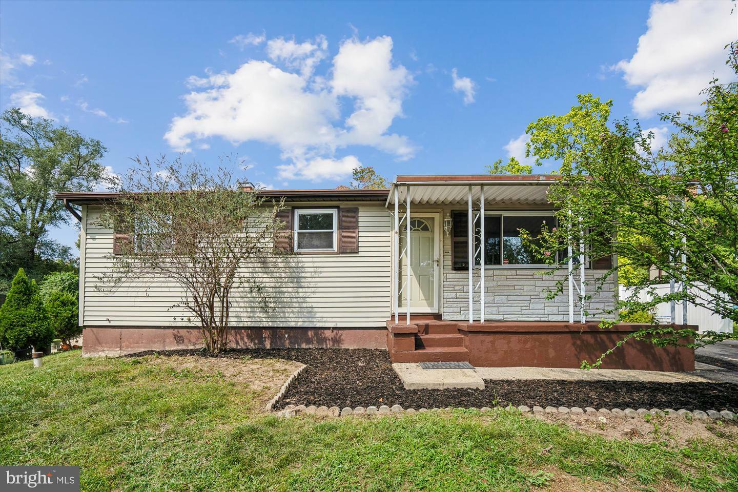 242 Marganza S  Laurel MD 20724 photo