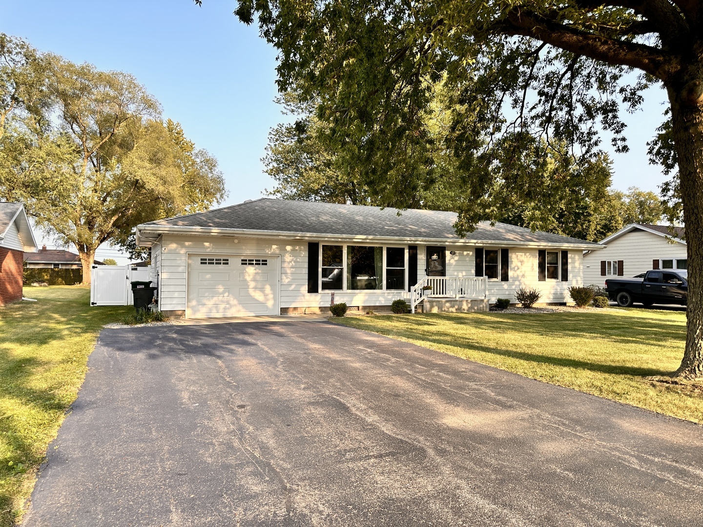 Property Photo:  71 S 4080 W Road  IL 60901 