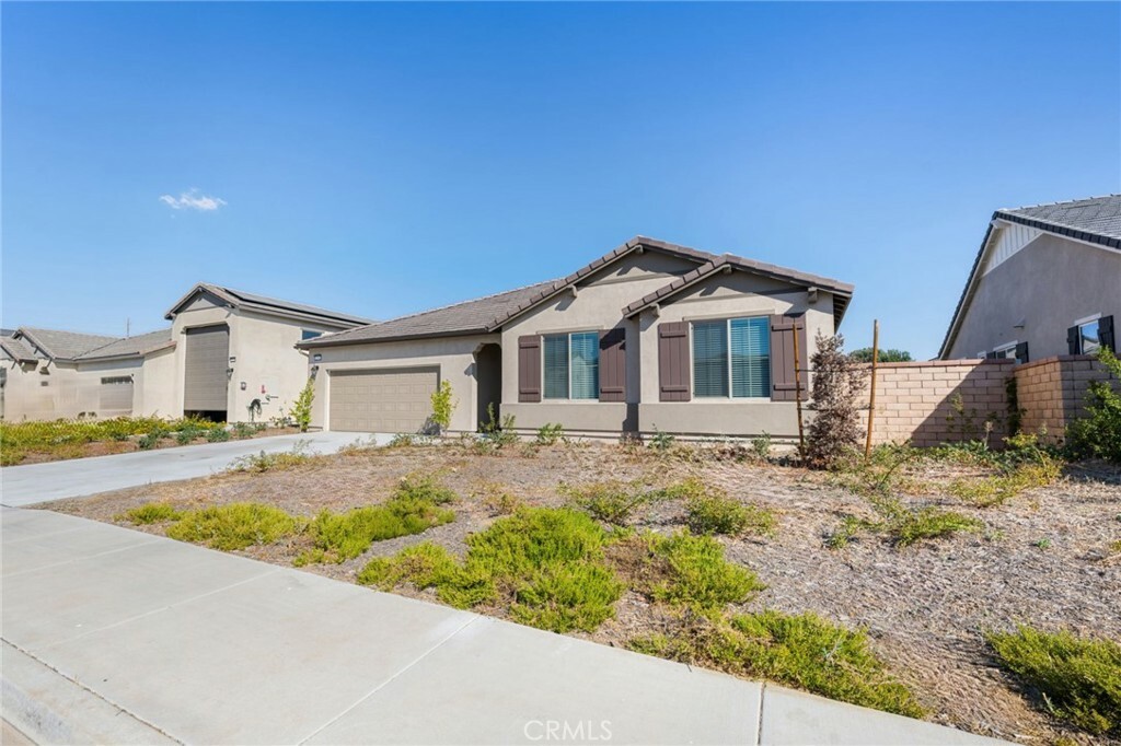 Property Photo:  32592 Ascot Hill Circle  CA 92595 