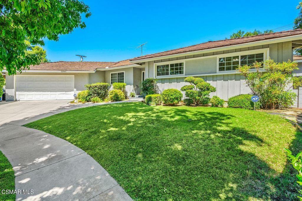 22563 Tiara Street  Woodland Hills CA 91367 photo