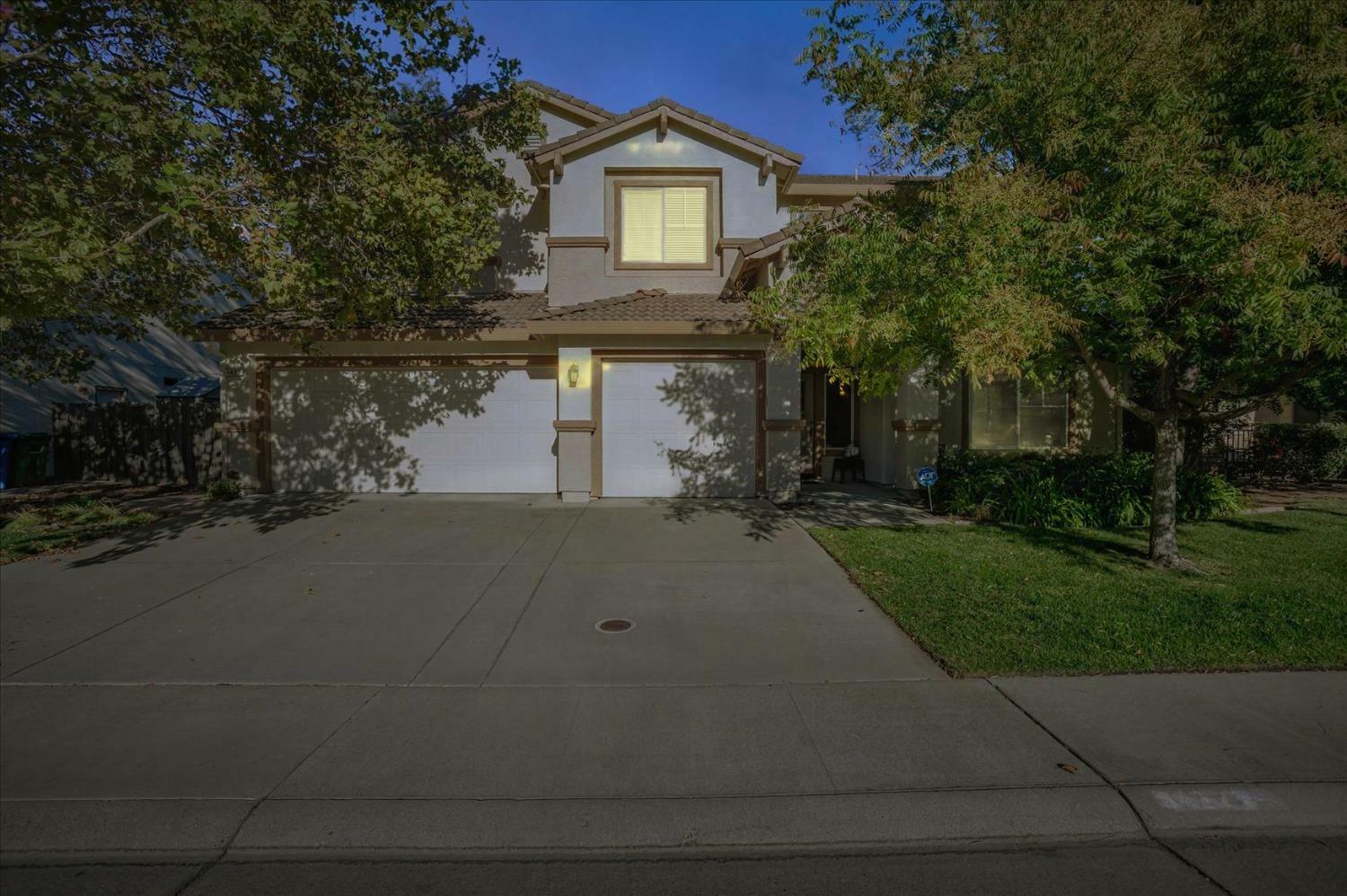 Property Photo:  6422 Oscar Circle  CA 95757 