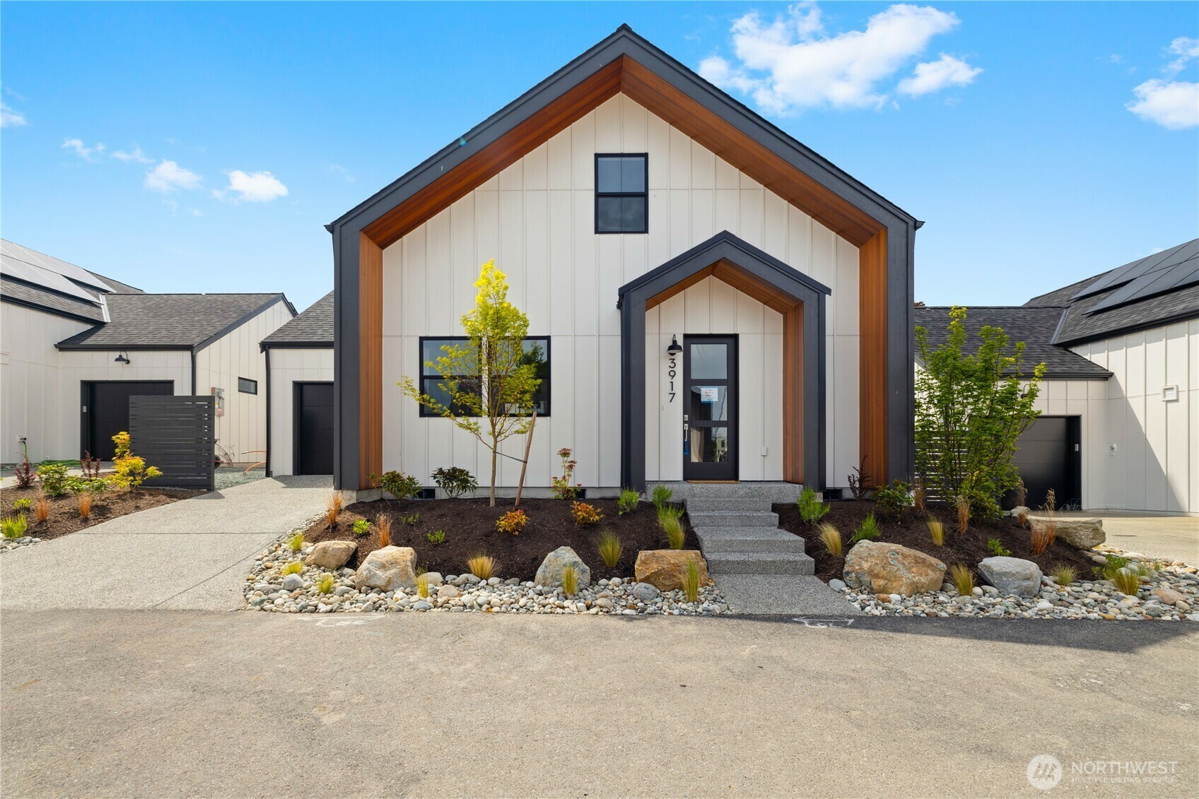 Property Photo: 3917 Crosswinds Court WA 98221