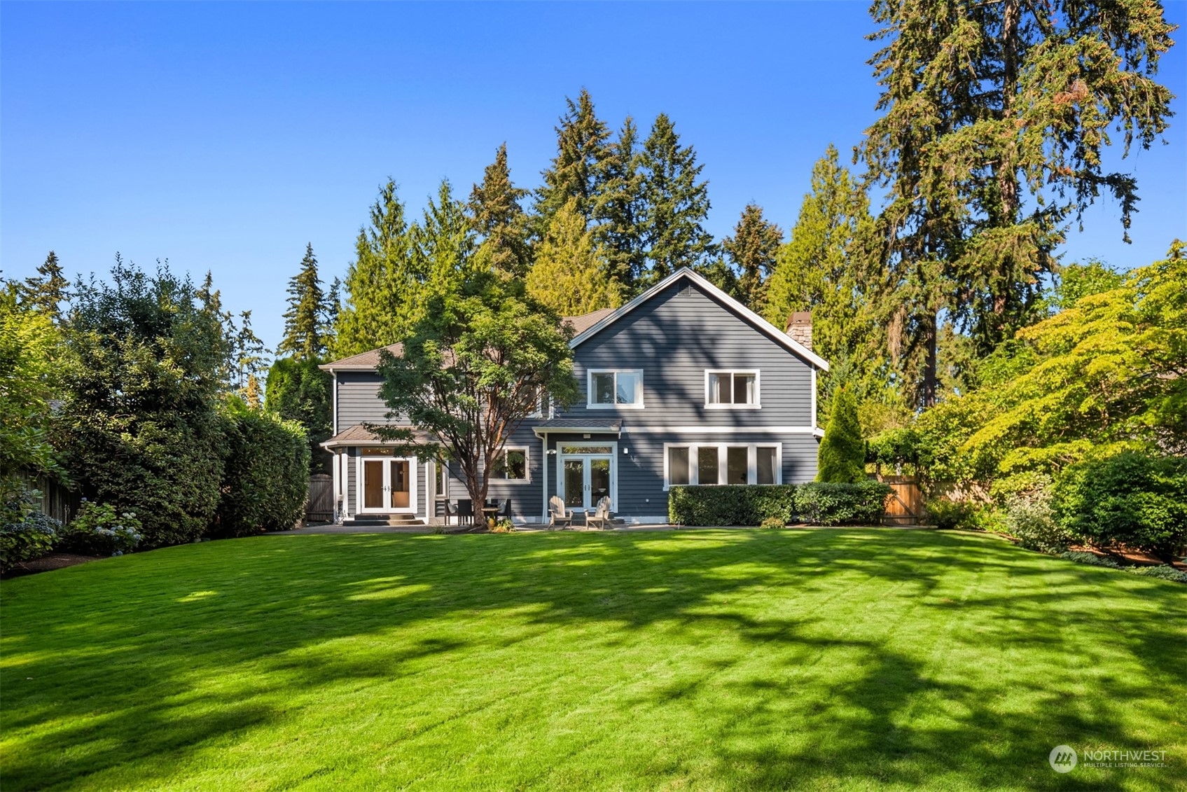 Property Photo:  10449 SE 22nd Street  WA 98004 